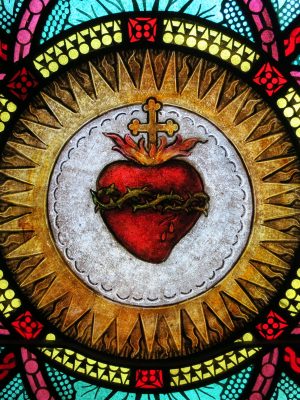 Sacred Heart of Jesus stained glass in All Saints Catholic Church, St. Peters, Missouri. Photographed by Nheyob / Wikimedia Commons