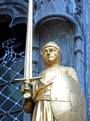 Belgium-5857_-_Knight_Statue_(13639617803)