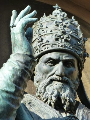 Statue,Of,Pope,Gregorio,Xiii,In,Bologna,City,Hall.,Italy