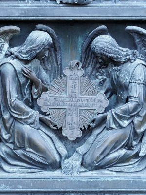 St.,Petersburg,,Russia,-,April,,2022:,Kneeling,Angels,With,A