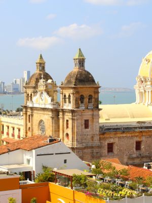 Church,Of,St,Peter,Claver,And,Bocagrande,In,Cartagena,,Colombia